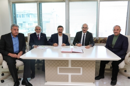 Bem-Bir-Sen ile İpekyolu Belediyesi Arasında Sosyal Denge Sözleşmesi İmzalandı