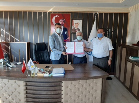Bem-Bir-Sen Van Şubesi ile Muradiye Belediyesi arasında Sosyal Denge Sözleşmesi imzalandı.