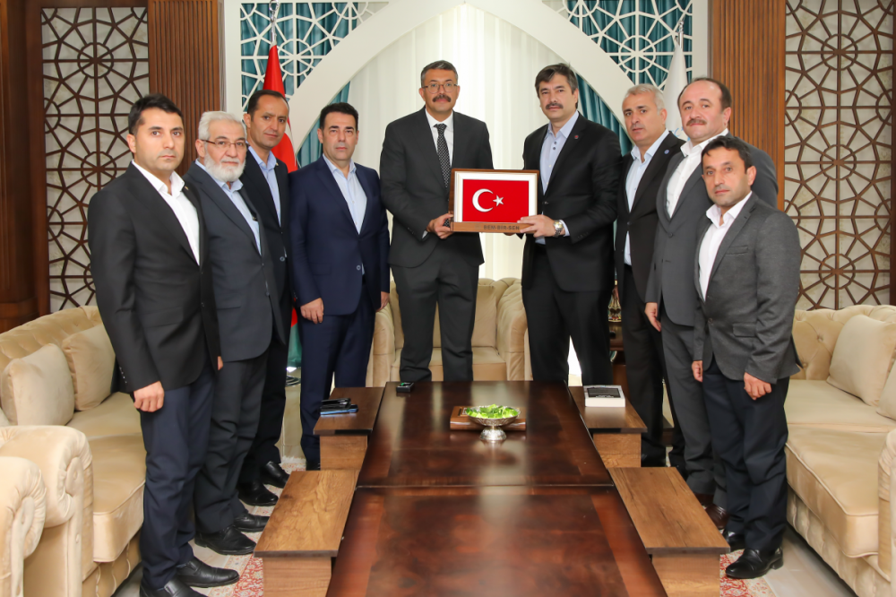 Genel Başkanımız Levent Uslu ile Şube Başkanımızın Katılımıyla Hakkari Valiliğine ziyaret
