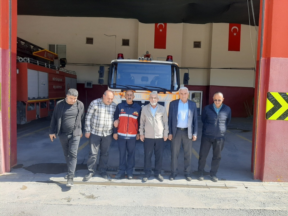 Bem-Bir-Sen Van Şube Başkanı Harun Altın, İtfaiye Haftası Kapsamında İtfaiyecileri Ziyaret Etti
