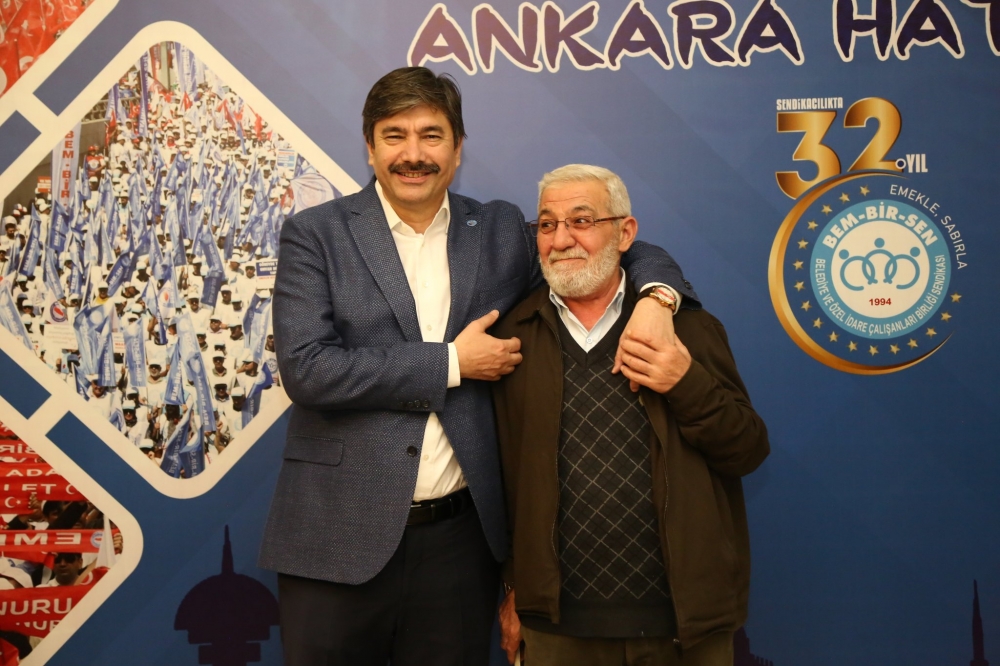 Memur-Sen Türkiye Buluşması Büyük Bir Coşku ve Kardeşlik Atmosferinde Gerçekleşti