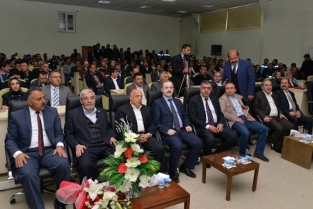 Bem-Bir-Sen Van Şube Başkanı Harun Altın ilçe belediyelerinde teşkilat çalışmasında bulundu.