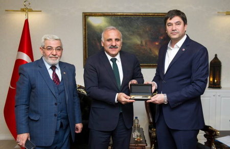 SAYIN VAN VALİMİZİ GENEL BAŞKAN YARDIMCIMIZ LEVENT USLU BEYLE BİRLİKTE ZİYARET ETTİK