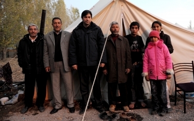 GENEL SEKRETER LEVENT USLU DEPREM BÖLGESİNDE ZİYARETLERDE BULUNDU.